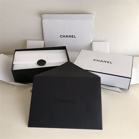 scatola occhiali chanel|occhiali Chanel offerta.